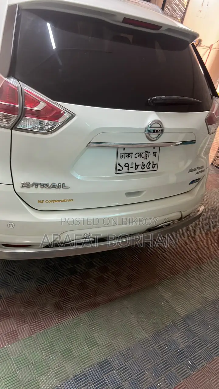 Nissan X-Trail 2.0 Hybrid FWD 2016 Pearl