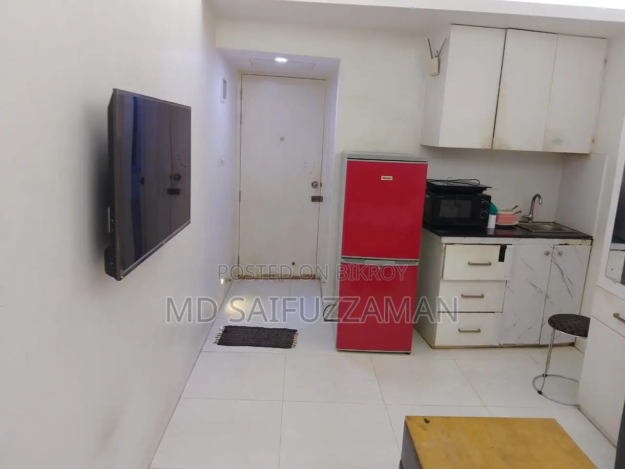 Furnished Studio Apartment in Bashundhara City for sale