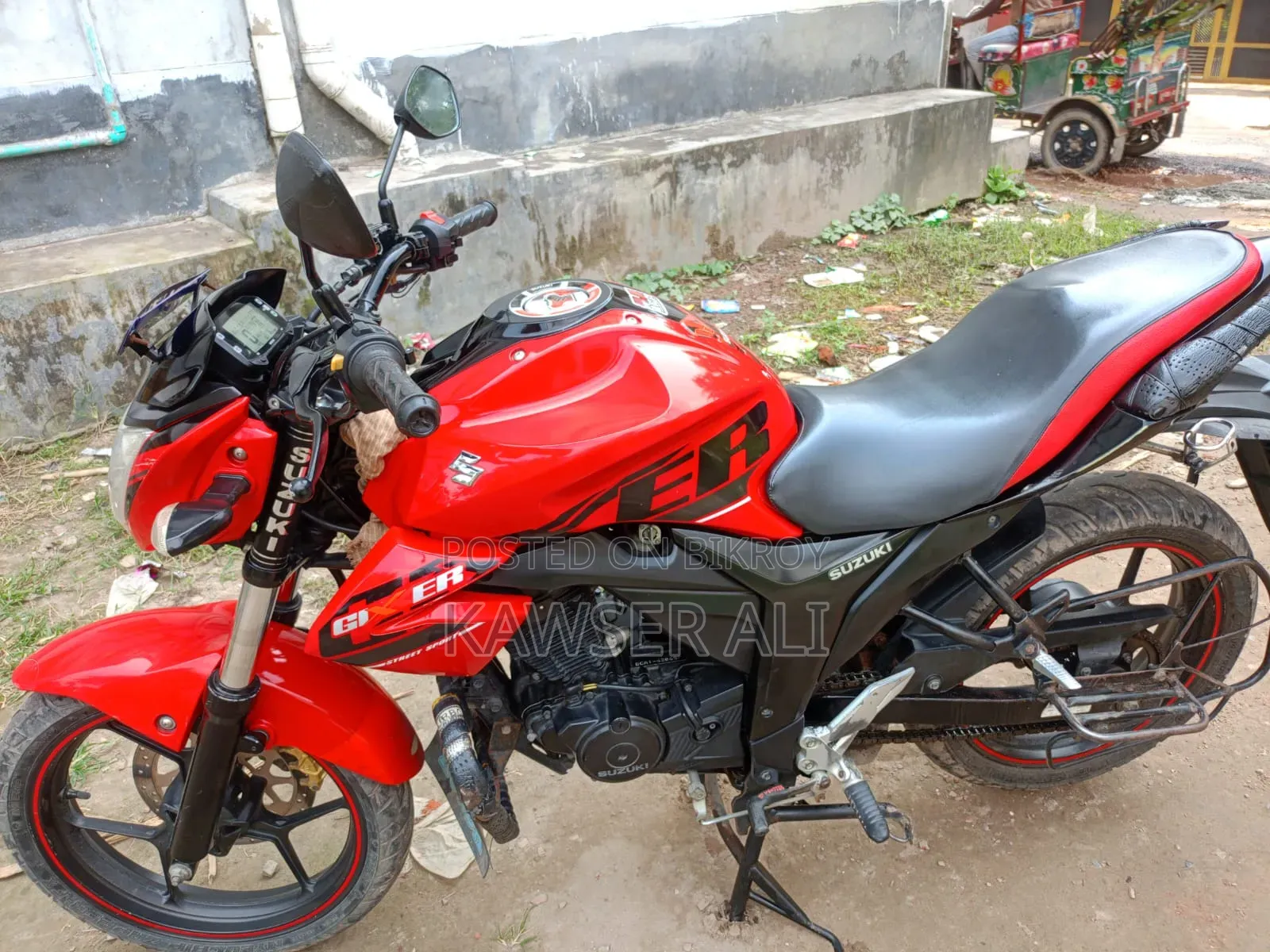 সুজুকি জিক্সার ২০১৭ রেড