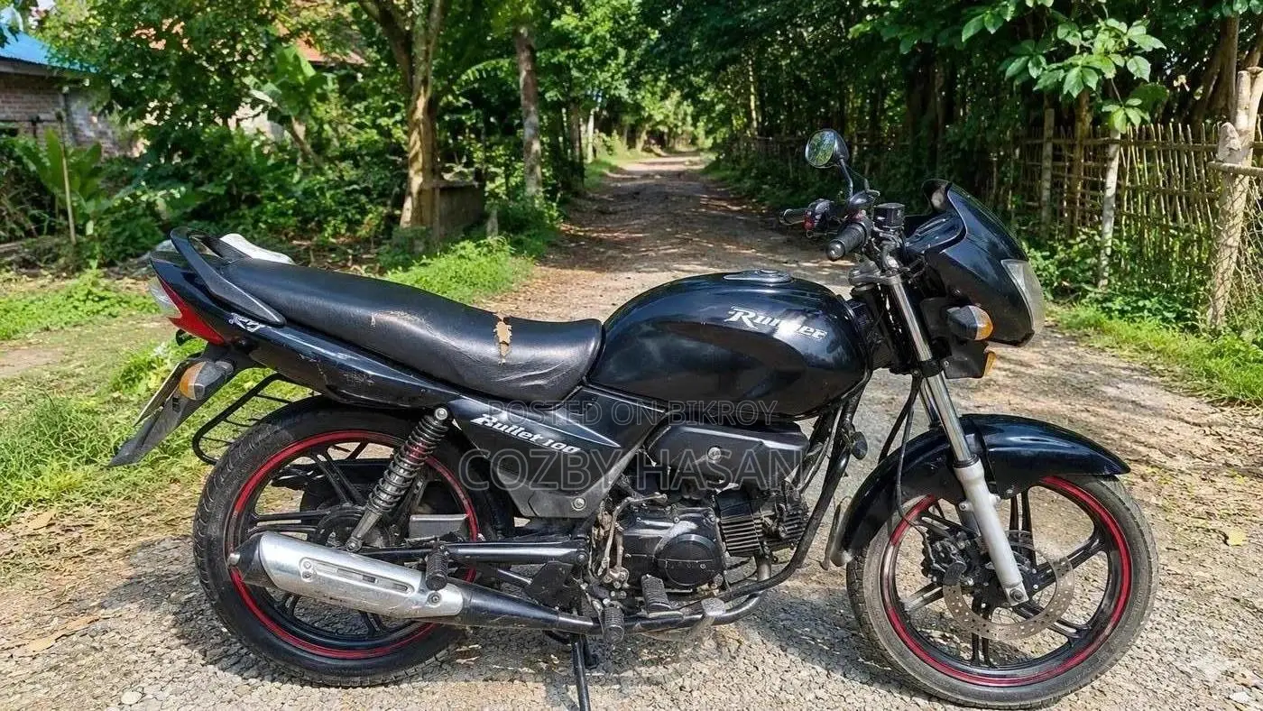Runner Bullet 100 2018 Black