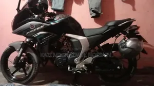 ইয়ামাহা ডিটি১৭৫ ২০২৬ নীল