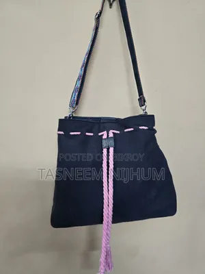 মহিলাদের ব্যাগ / Women's Bag