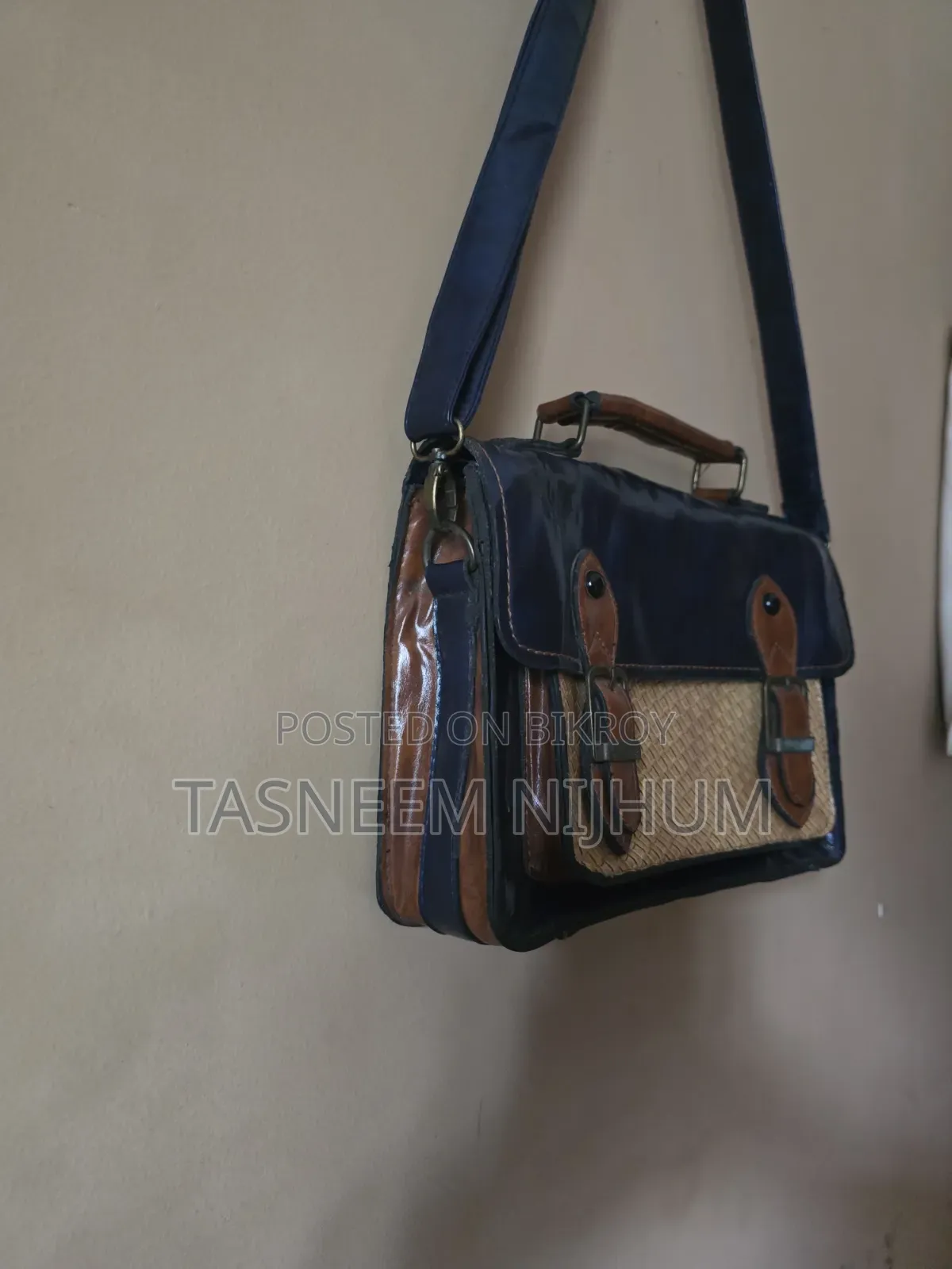 মহিলাদের ব্যাগ / Women's Bag