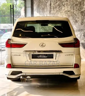 Lexus LX 570 All-Wheel Drive 2013 White