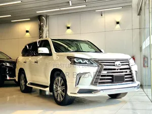 Lexus LX 570 All-Wheel Drive 2013 White