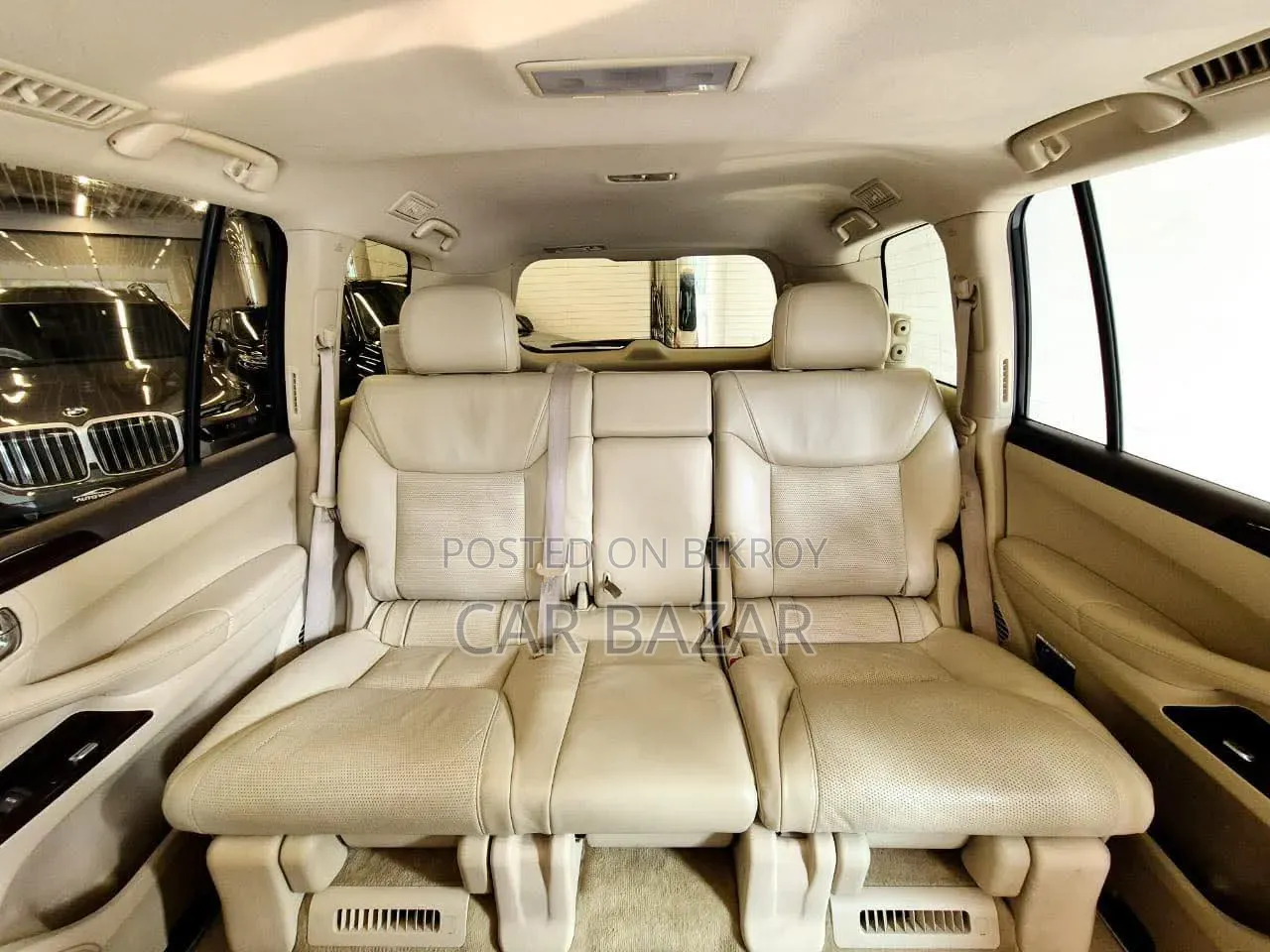 Lexus LX 570 All-Wheel Drive 2013 White