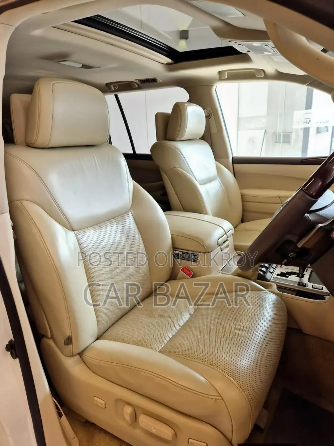 Lexus LX 570 All-Wheel Drive 2013 White