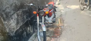 Honda 2009 Red