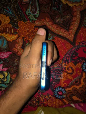 রিয়েলমি ৮ প্রো ১২৮ জিবি নীল