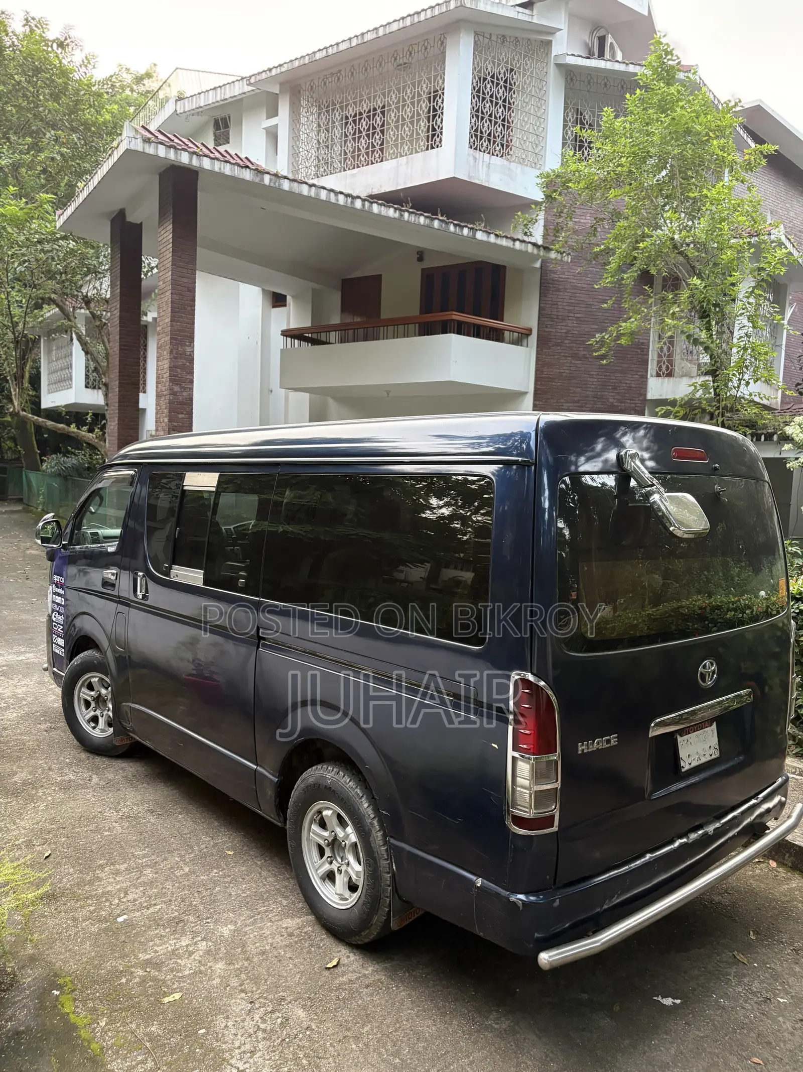 Toyota HiAce 2005 Blue