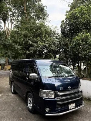 Toyota HiAce 2005 Blue