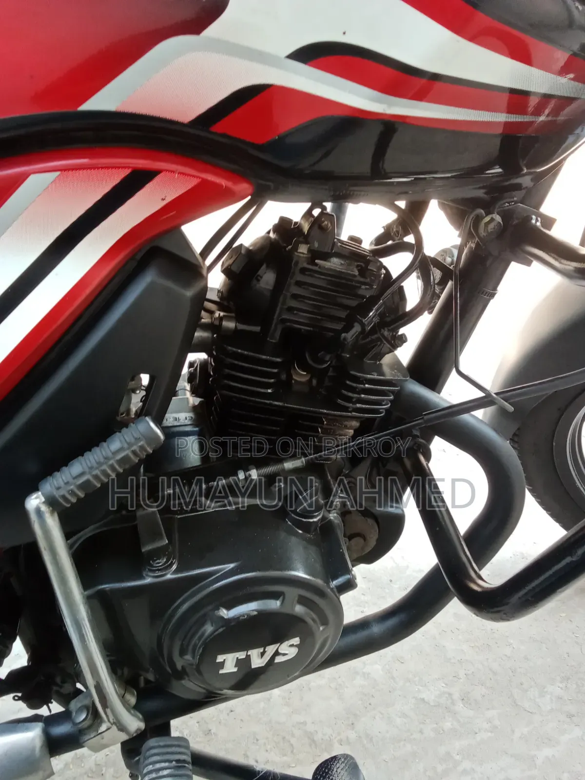 টিভিএস মেট্রো প্লাস ২০১৮ রেড