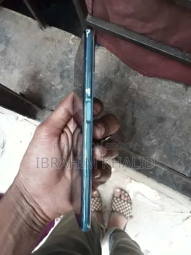 ভিভো ওয়াই২১ ১২৮ জিবি বেগুনি