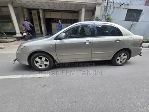 টয়োটা করোল্লা সেডান ২০০৫ গোল্ড