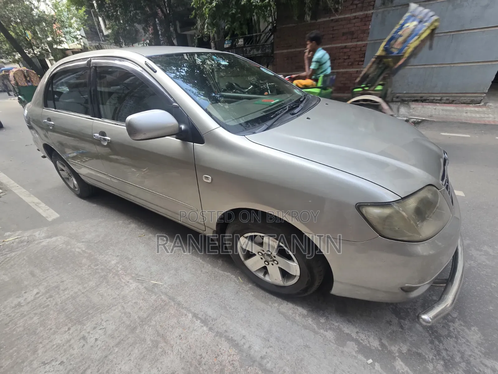 টয়োটা করোল্লা সেডান ২০০৫ গোল্ড