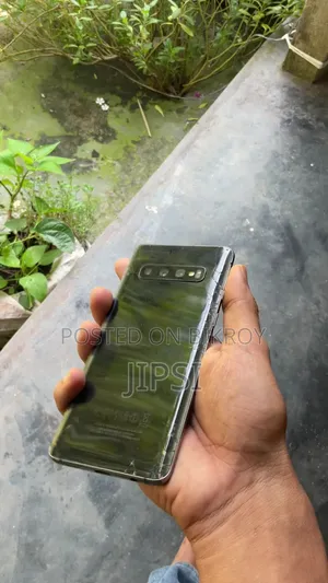 স্যামসাং গ্যালাক্সি এস১০ ১২৮ জিবি ব্ল্যাক