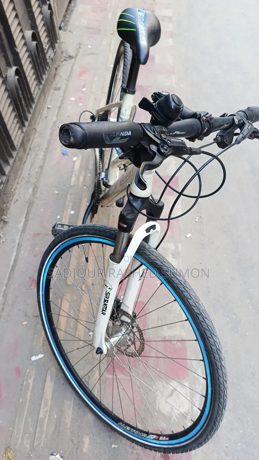 Upland Ls390 Cross Series (White Variant)