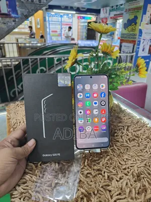 স্যামসাং গ্যালাক্সি এস২৫ এফই ৫১২ জিবি ব্ল্যাক
