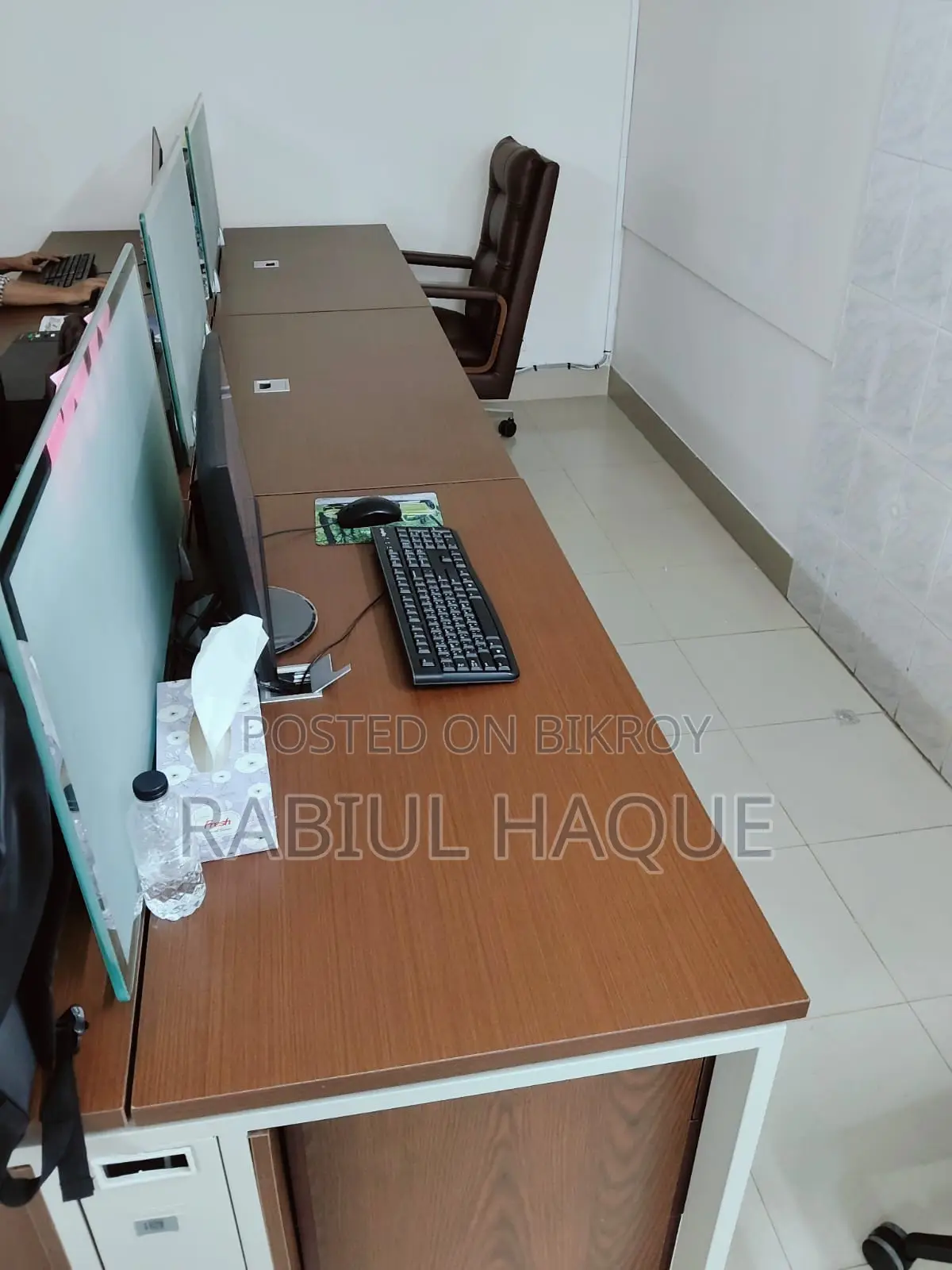 ওয়ার্ক স্টেশন