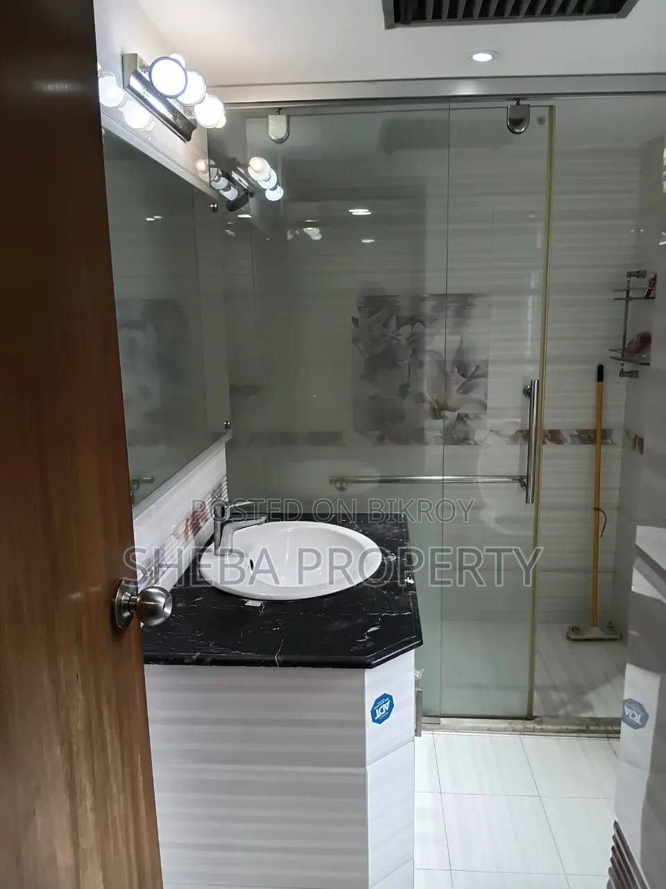 গুলশানে ৪ বেডরুমের অ্যাপার্টমেন্ট ভাড়ার জন্য