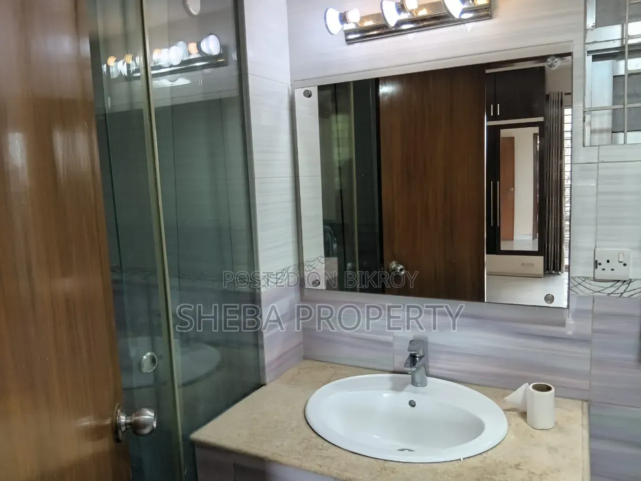 গুলশানে ৪ বেডরুমের অ্যাপার্টমেন্ট ভাড়ার জন্য