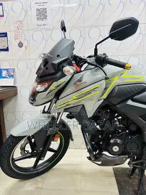 হোন্ডা এক্স-ব্লেড ১৬০ ২০২৫ ধূসর
