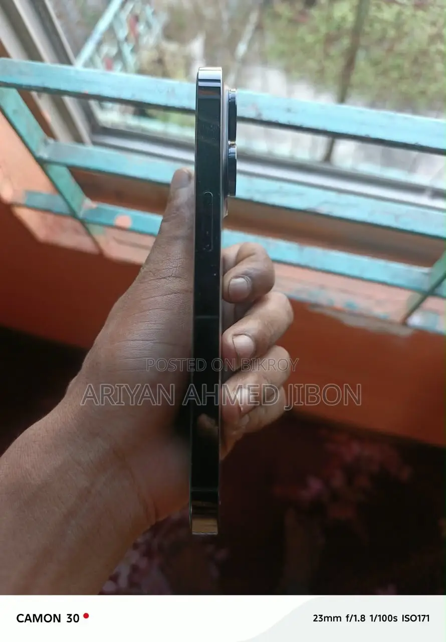 অ্যাপল আইফোন ১৪ প্রো ১২৮ জিবি ব্ল্যাক