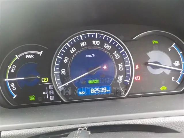 Toyota Esquire 2021 Red