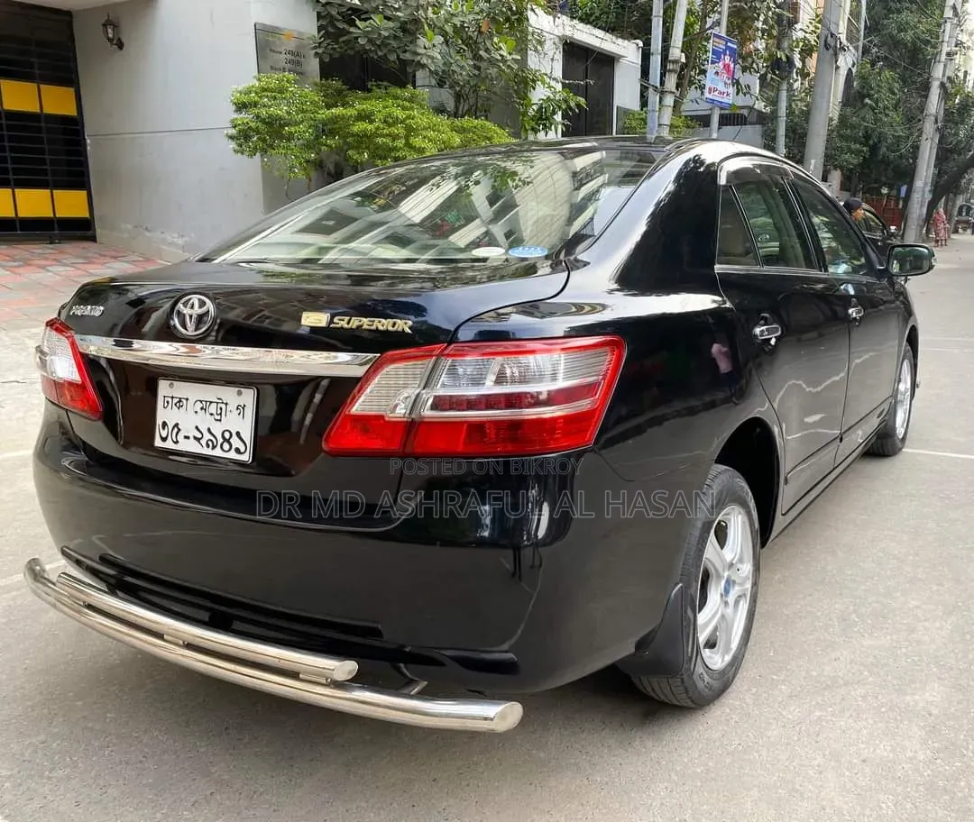 Toyota Premio 2011 Black