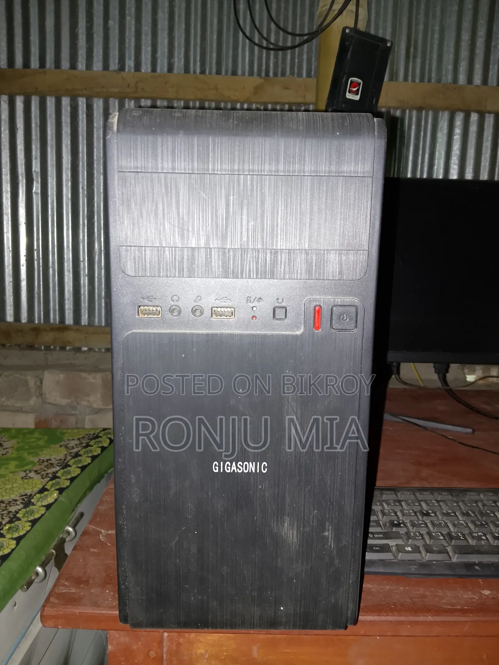 Desktop Computer 8GB Intel Core i3 SSD 256GB