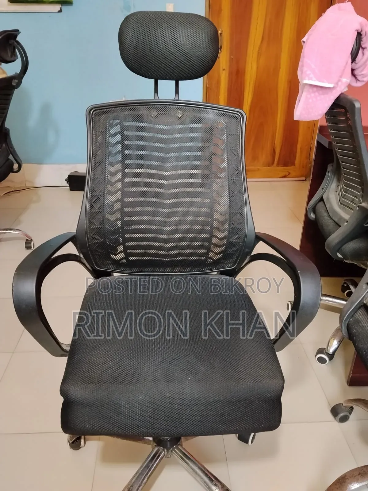 Office Chair for Sale | 4 PCS Available | Good Condition