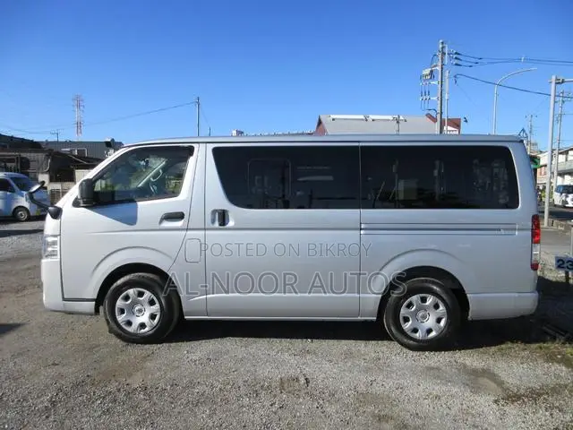 Toyota HiAce 2021 Silver