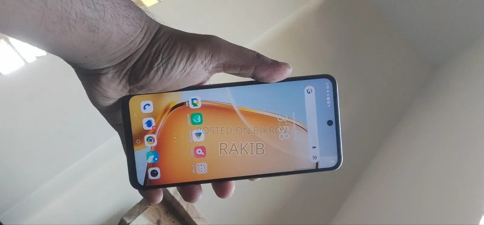 Vivo Y28 128 GB Gold