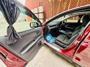 Honda Vezel 2015 Red