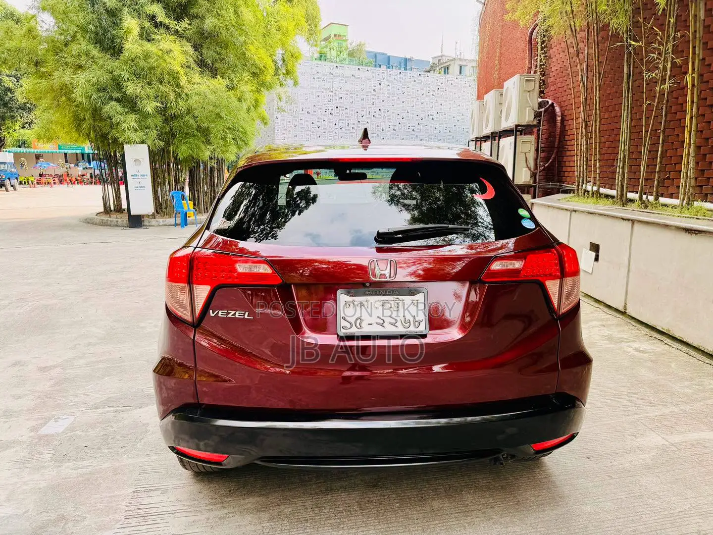 Honda Vezel 2015 Red