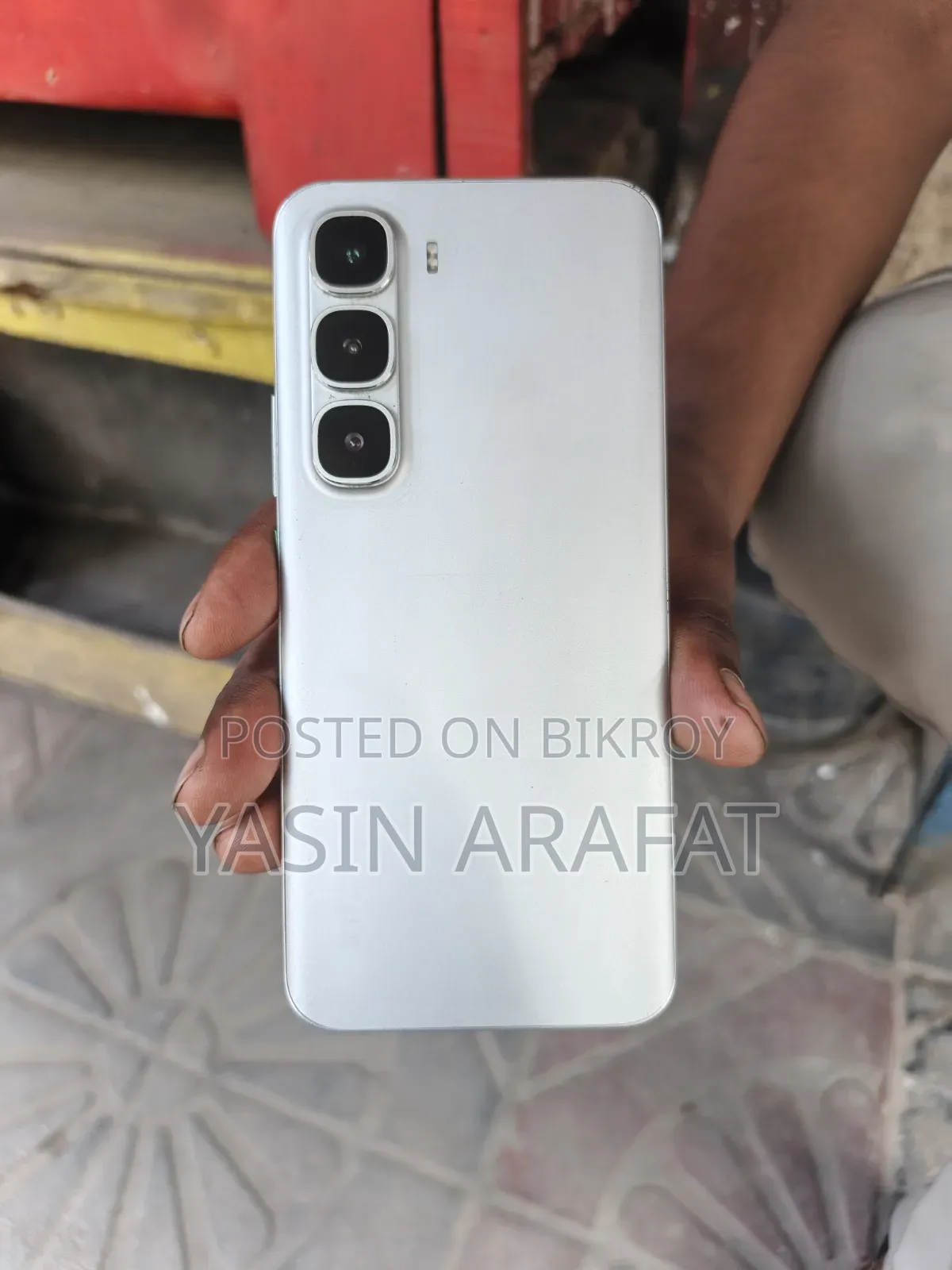 Infinix Hot 60 Pro+ 128 GB Silver