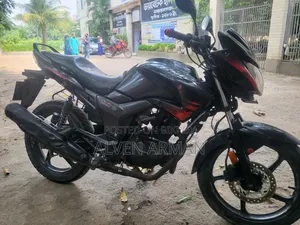 হিরো হাঙ্ক ২০১৭ কালো