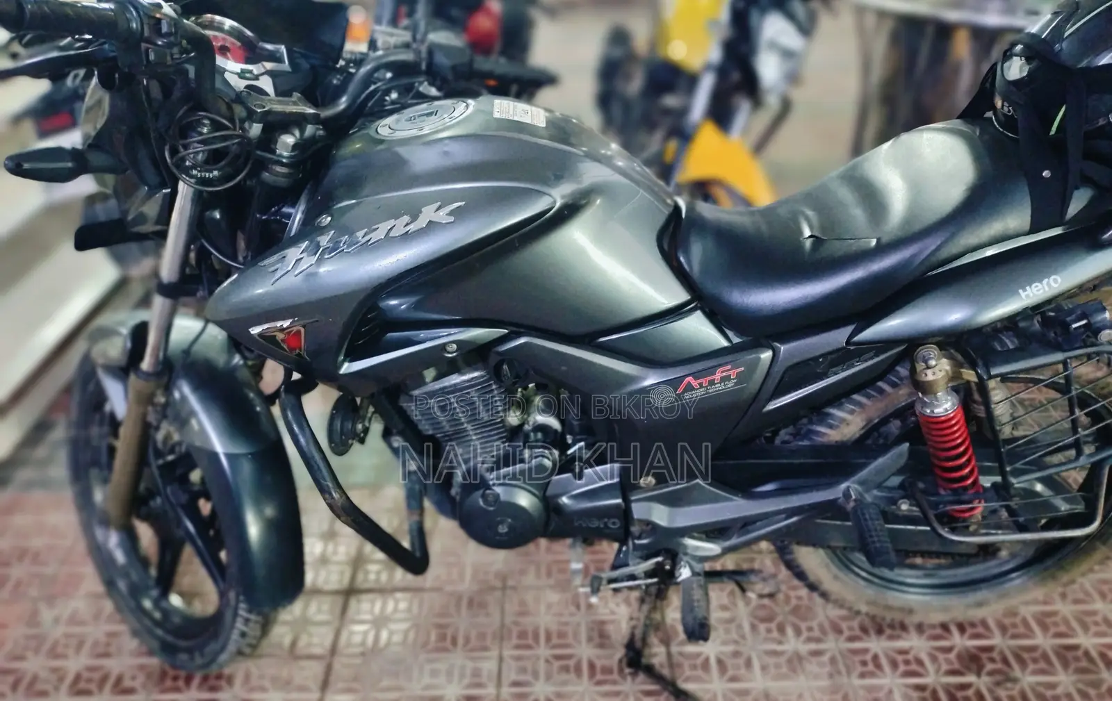 হিরো হাঙ্ক ২০১৫ গ্রে