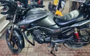 হিরো হাঙ্ক ২০১৫ গ্রে