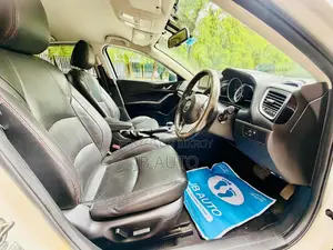 Mazda Axela 2013 Pearl