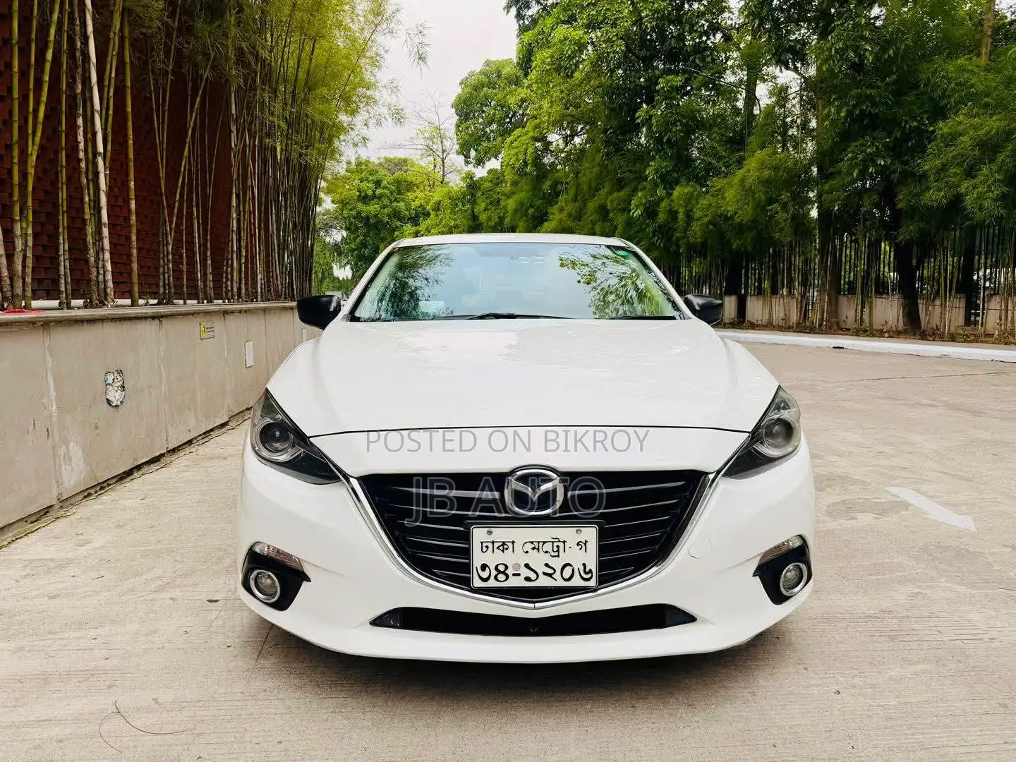 Mazda Axela 2013 Pearl