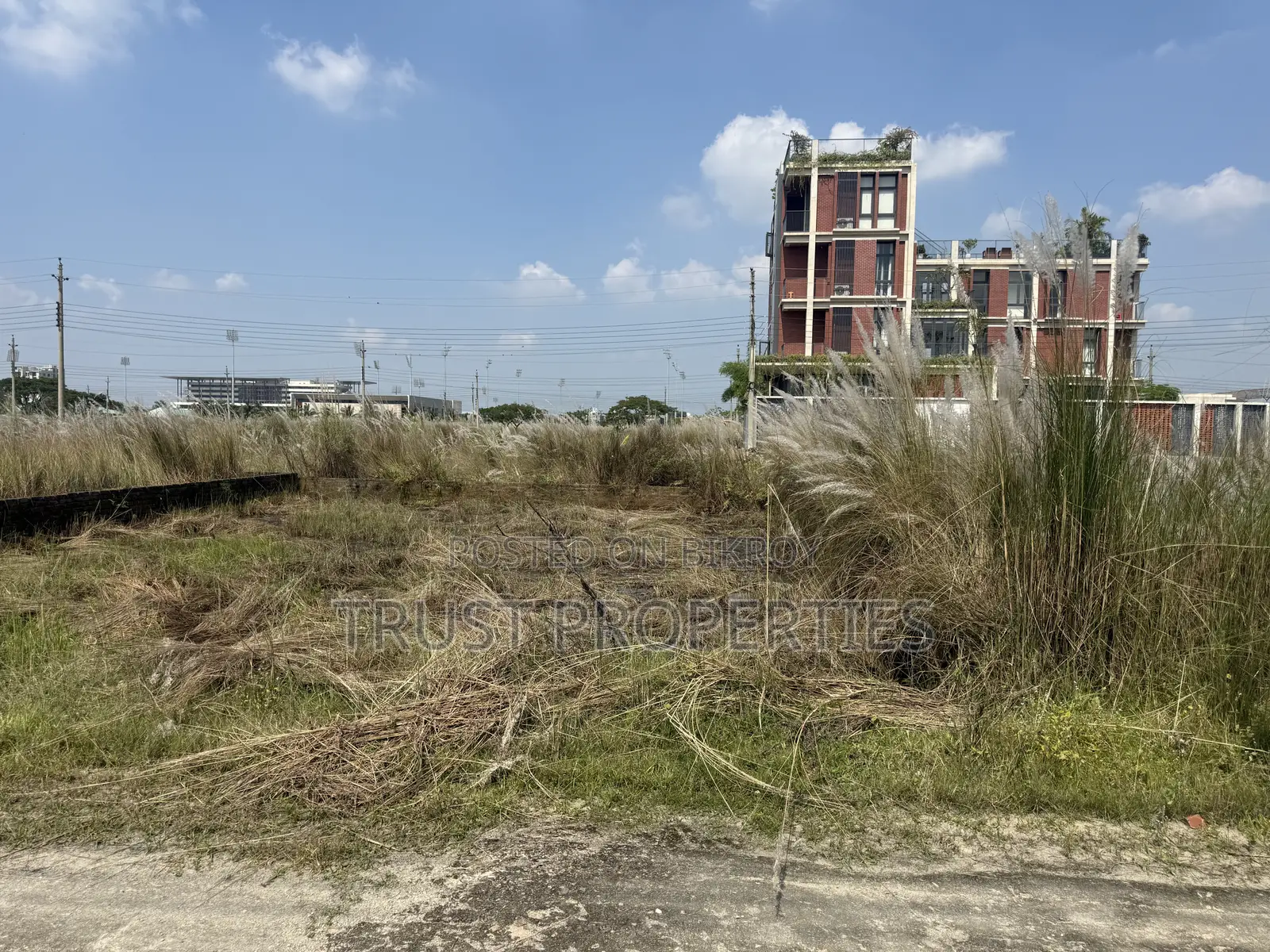 ব্লক–পি-তে ৩ কাঠা দক্ষিণমুখী প্লট বিক্রয়