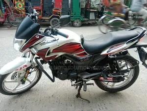 হিরো হাংক ২০১৭ হোয়াইট