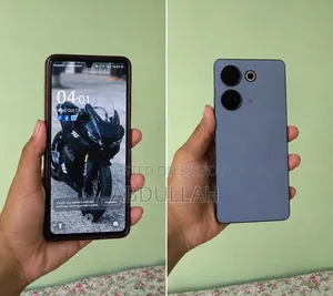 টেকনো ক্যামন ২০ প্রো ২৫৬ জিবি নীল