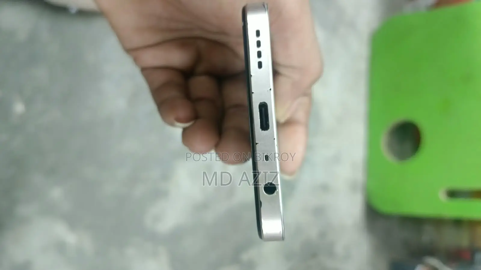 রিয়েলমি সি৫৫ ১২৮ জিবি গোল্ড