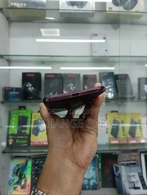 ভিভো ওয়াই ৪০০ প্রো ২৫৬ জিবি