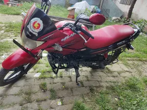 Hero Glamour BS4 2017 Red