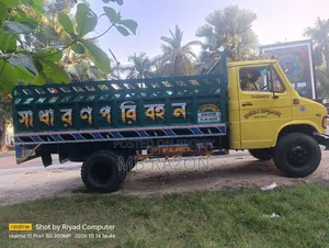 Truck TATA 709