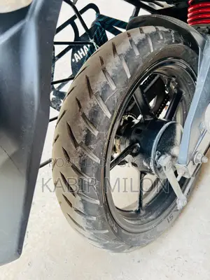 ইয়ামাহা ফেজার এফআই ভি২ ২০১৯ কালো