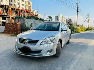 টয়োটা প্রিমিও ১.৫ সামনের চাকা চালিত ২০১১ রূপালী